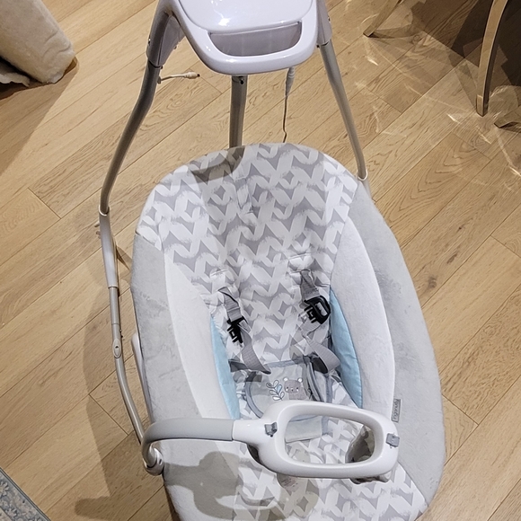 Baby swing - Picture 3 of 9